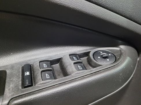 Used 2017 Ford Escape S FWD image 27
