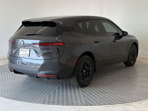 Used 2024 BMW iX xDrive50 w/ Convenience Package AWD/4WD image 9