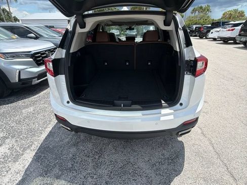 Used 2023 Acura RDX w/ Technology Package FWD image 10
