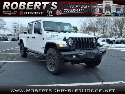 Certified 2022 Jeep Gladiator Willys image 1