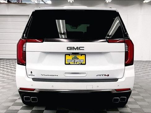 Used 2025 GMC Yukon XL AT4 Ultimate w/ LPO, Floor Liner Package AWD/4WD image 5