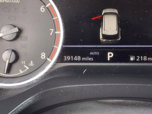 Used 2023 Nissan Rogue SV AWD/4WD image 27