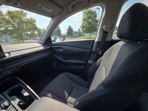 Used 2023 Honda Accord LX image 19
