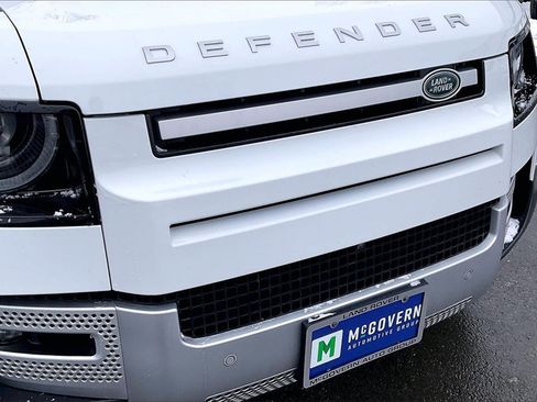 Used 2021 Land Rover Defender 110 S image 34