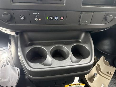 New 2026 GMC Savana 3500 RWD image 20