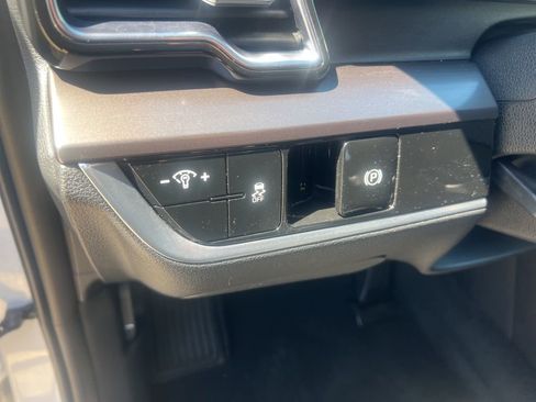Certified 2023 Kia Sportage EX FWD image 50