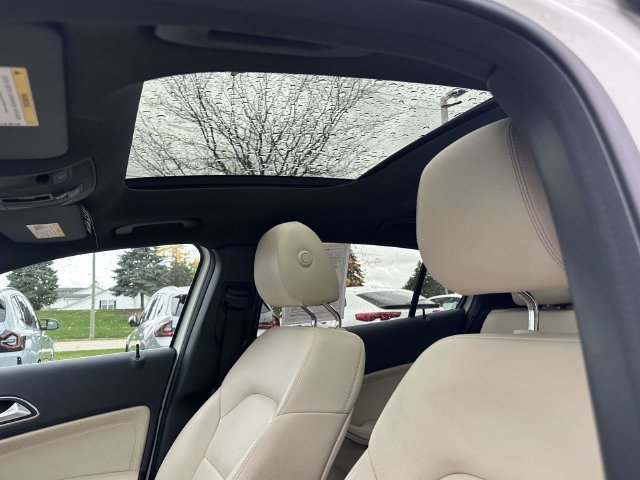 Used 2017 Mercedes-Benz GLA 250 4MATIC image 25