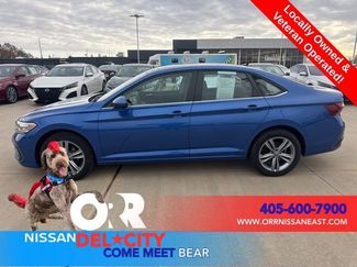 Used 2024 Volkswagen Jetta SE FWD video 2