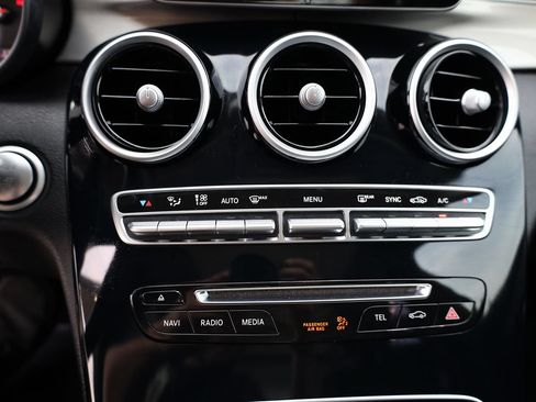 Used 2015 Mercedes-Benz C 300 Sedan image 35