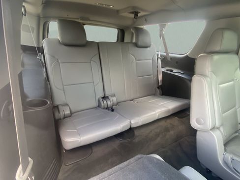 Used 2015 Chevrolet Suburban LT w/ Max Trailering Package RWD image 20