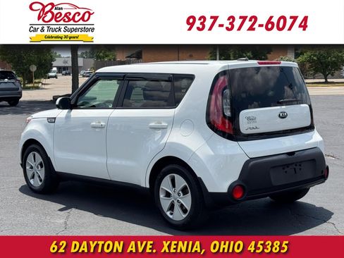 Used 2016 Kia Soul FWD image 6