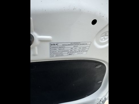 Used 2024 Kia Forte LXS FWD image 7