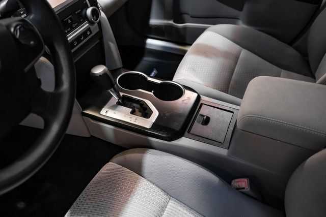 Used 2012 Toyota Camry LE FWD image 25