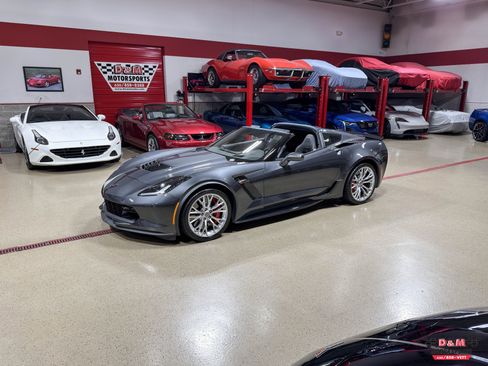 Used 2017 Chevrolet Corvette Z06 Coupe w/ 3LZ RWD image 32