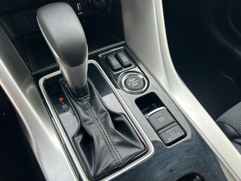 Used 2023 Mitsubishi Eclipse Cross AWD image 16