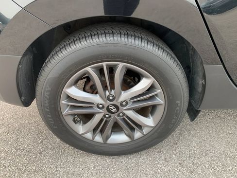 Used 2015 Hyundai Tucson GLS FWD image 9