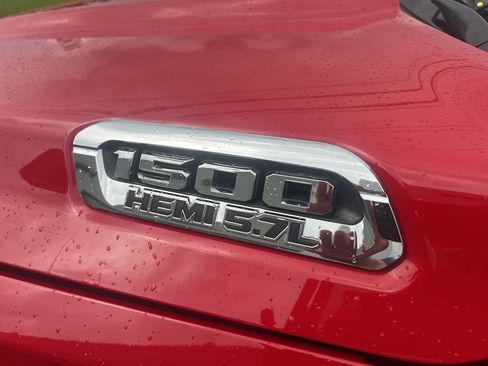 Used 2019 RAM 1500 Big Horn AWD/4WD image 20