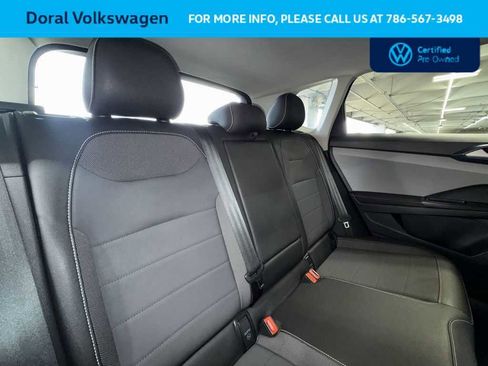 Certified 2024 Volkswagen Taos SE FWD image 26