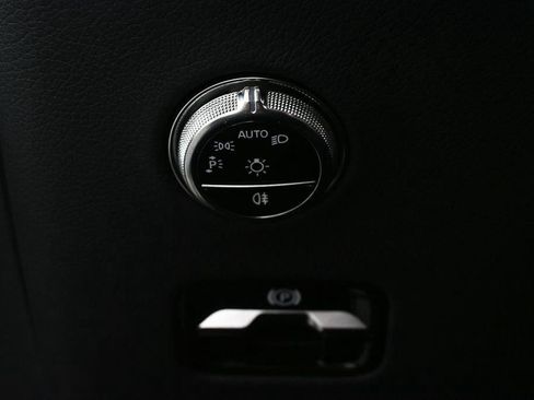 Certified 2025 Mercedes-Benz GLC 350e 4MATIC image 10