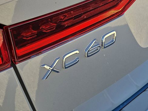 New 2026 Volvo XC60 B5 Plus w/ Protection Package Premier image 11