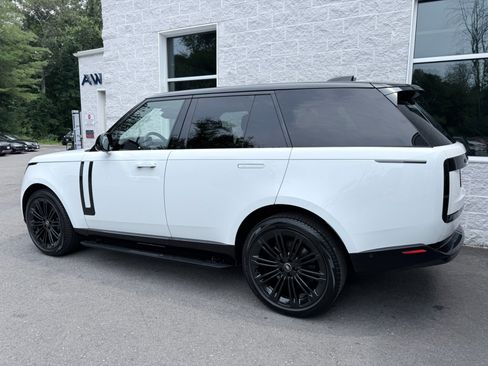 Used 2023 Land Rover Range Rover Autobiography AWD/4WD image 5