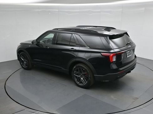 New 2026 Ford Explorer ST-Line RWD image 42