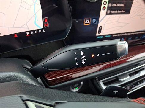 Used 2024 Chevrolet Traverse RS image 16