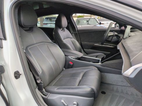 Used 2025 Lucid Air Grand Touring AWD/4WD image 30