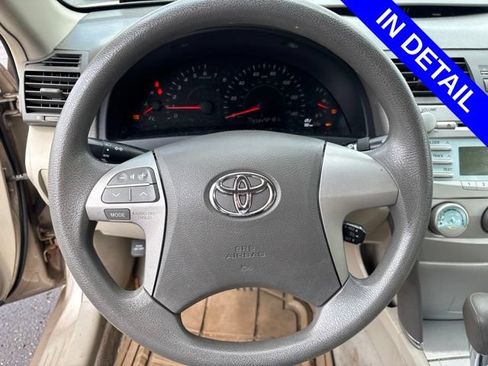 Used 2008 Toyota Camry LE FWD image 9