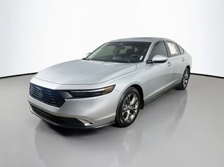Used 2024 Honda Accord EX video 3