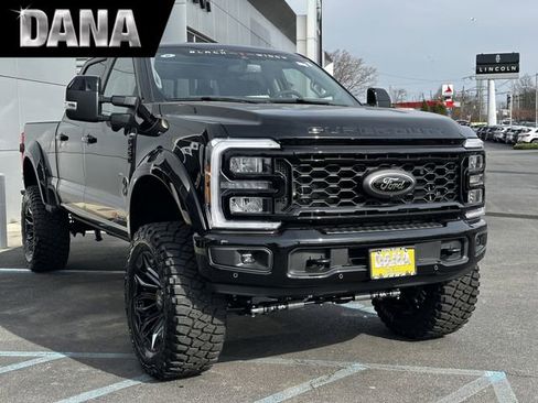 New 2026 Ford F250 4x4 Crew Cab Super Duty image 1