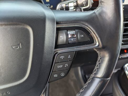 Used 2024 Lincoln Navigator L 4WD image 30