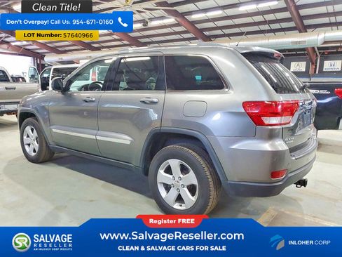 Used 2012 Jeep Grand Cherokee Laredo AWD/4WD image 3