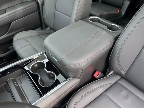New 2026 Chevrolet Suburban RST AWD/4WD image 35