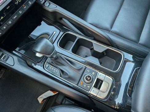 Used 2025 Kia Telluride S image 17