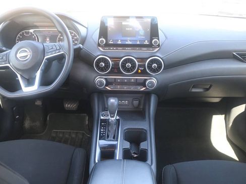 Used 2024 Nissan Sentra SV FWD image 15