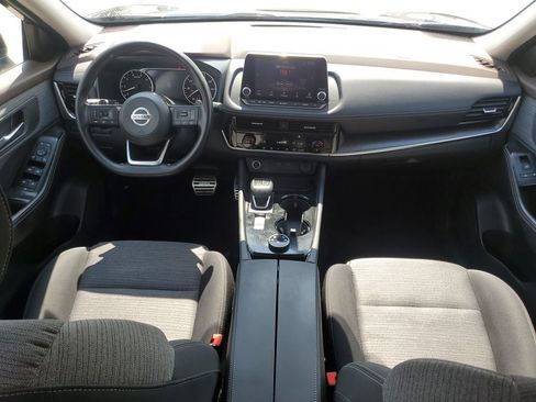 Used 2021 Nissan Rogue SV AWD/4WD image 16