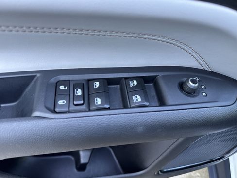 Used 2025 Jeep Compass Limited AWD/4WD image 8