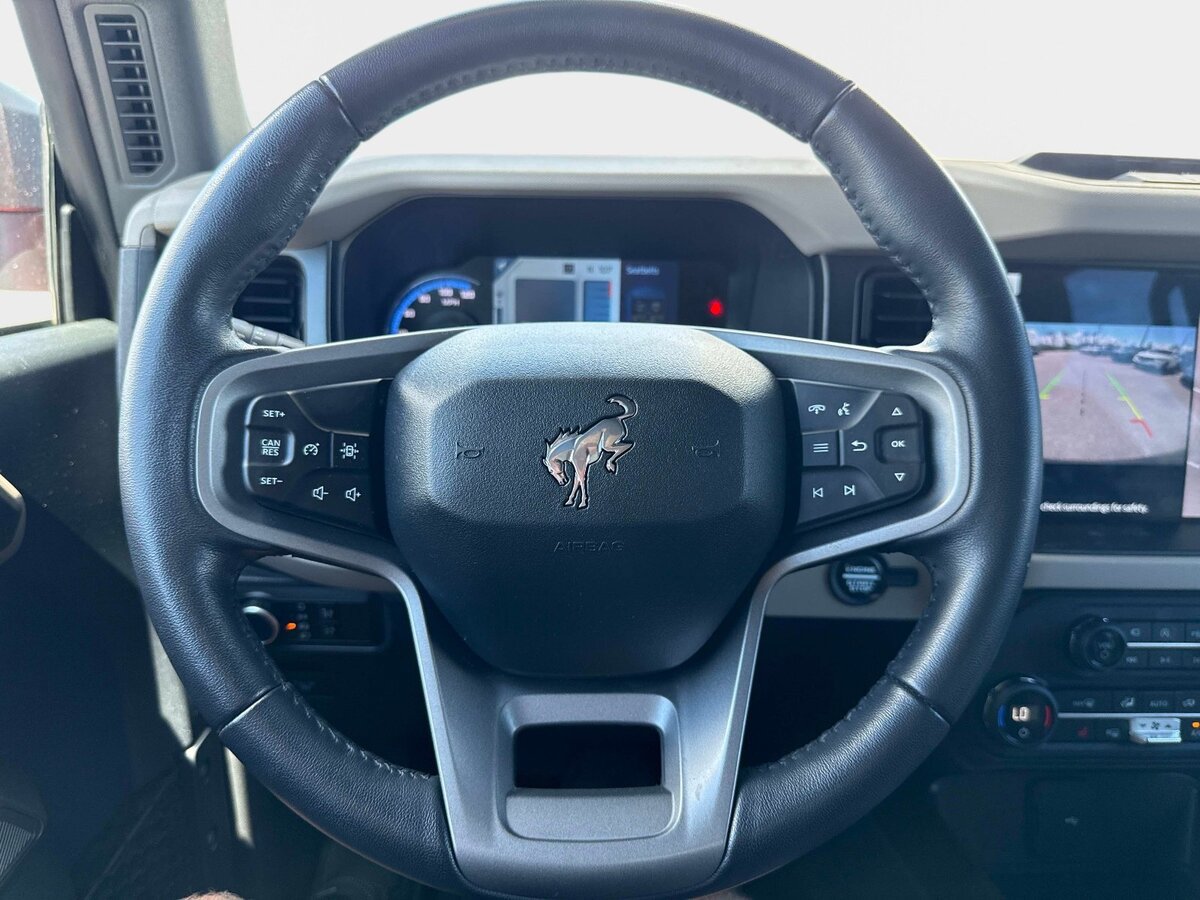 Used 2023 Ford Bronco Wildtrak AWD/4WD image 27