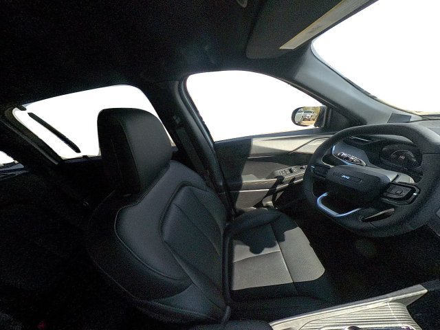 Used 2026 Jeep Cherokee Limited AWD/4WD image 35