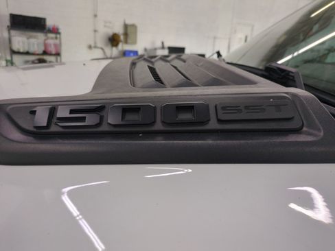 Certified 2025 RAM 1500 Laramie w/ Night Edition image 13