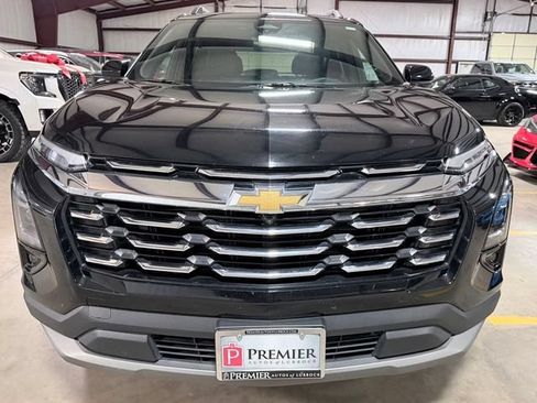 Used 2025 Chevrolet Equinox LT w/ Convenience Package II FWD image 8