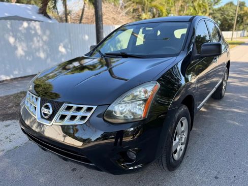 Used 2014 Nissan Rogue S FWD image 4