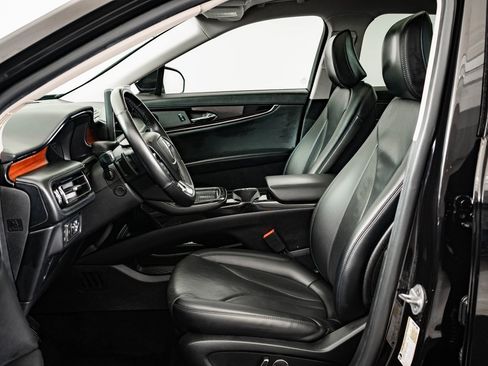 Used 2022 Lincoln Nautilus Reserve w/ Equipment Group 201A image 21