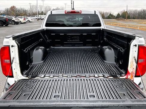 Used 2015 Chevrolet Colorado W/T image 7