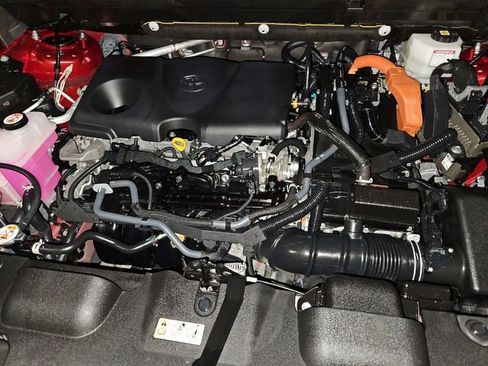 Used 2023 Toyota Venza Limited image 26