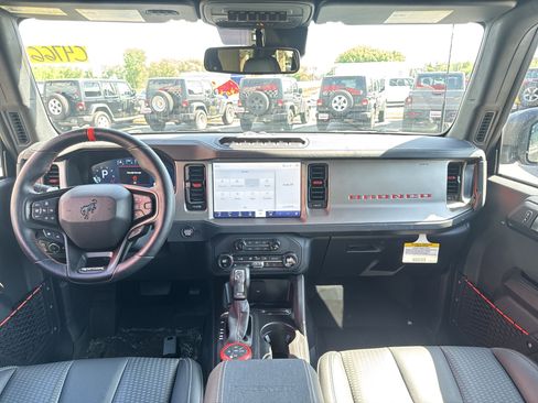 Used 2024 Ford Bronco Raptor AWD/4WD image 25
