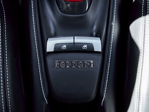 Used 2017 Ferrari 488 GTB image 65