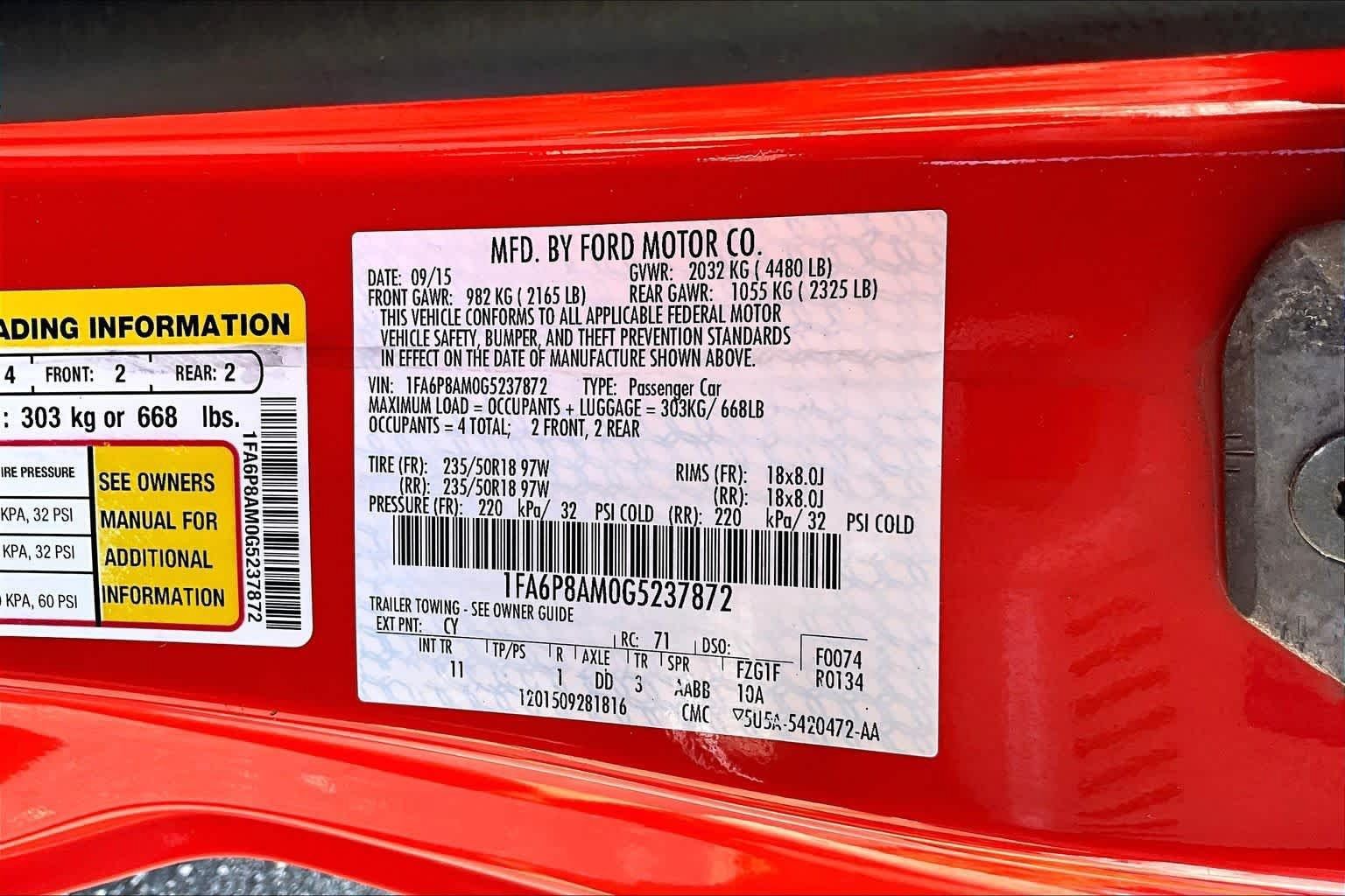Used 2016 Ford Mustang Coupe w/ Equipment Group 051A RWD image 29