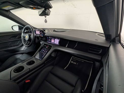 Certified 2023 Porsche Taycan image 19